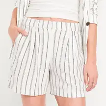 Old Navy Extra High Rise Adjustable Waist Taylor Shorts Linen Blend White Stripe