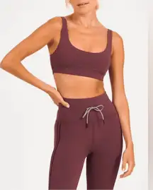 Vuori Daily Bra Medium Support Sports Bra in Fig