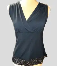 Nwot apt9 black stretchy sleeveless lace hem top!