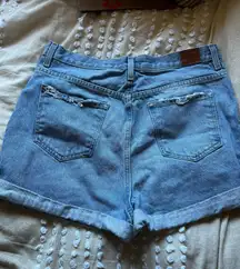 Mom High Rise Shorts Sz 32