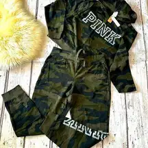 PINK - Victoria's Secret Pink By Victoria’s Secret Light Weight Camo Crop Top Sweatsuit