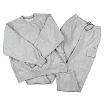 Tna - Cozy Fleece Crew Neck Sweatshirt and Perfect Cargo Sweatpants in Gray