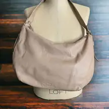 Stone‎ Mountain Taupe Leather Shoulder Bag