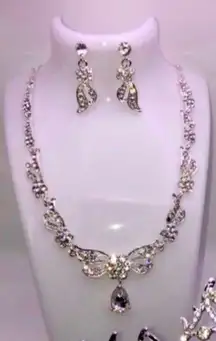 Wedding jewelry set / prom jewelry / pageant necklace