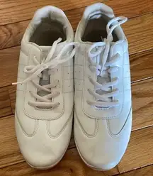 Cheer shoes size 8