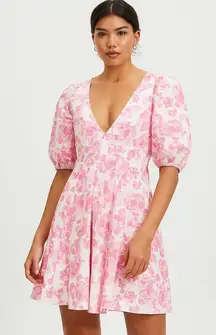 Hello Molly Short Sleeve Pink White Floral Mini Dress V-Neck Women's Size 4 NWT