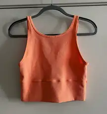 ribbed power pivot tank