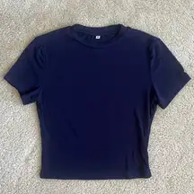Like New Women's Short Sleeve Crop Top in Navy Blue Small Medium