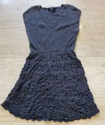 Nine West Gray V-Neck Knit‎ Dress with Textured Skirt Medium