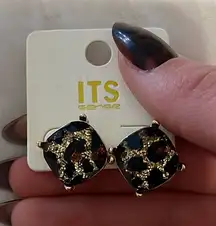 Gold cheetah sparkly earrings 