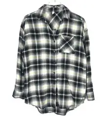 BP Oversize Plaid Flannel Button Down Shirt Relaxed Top Soft Cozy Black White XS