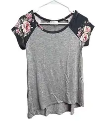 Threads Studio Gray Floral Super Soft Short Sleeve Shirt Womens Medium