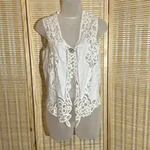 Wimpole Street Vintage 1990s Y2K Crisp White Linen Cotton Lace Vest Large?