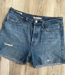 Levi’s wedgie jean cut off shorts