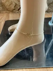 Elegant Gold Heart Charm Anklet