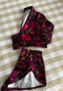 Victoria’s Secret : floral pj set / great condition