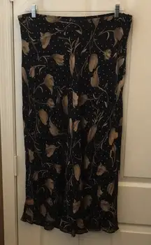 FINAL MARKDOWN Ladies’ R. J. Collection silk Skirt (L)