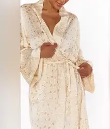 Show Me Your Mumu x Curateur The Harlow Robe, One Size, Animal Print, Neutral