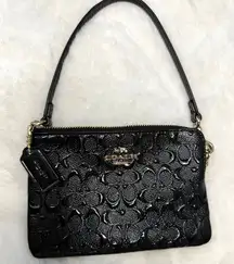 Coach Corner Zipper Black Wristlet