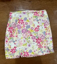 Fitted floral pattern skirt