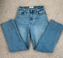 The 90’s Straight Jeans