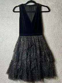 BCBGMAXAZRIA Dress Womens XS Black Plunging Velvet Metallic Tulle Holiday‎ Party