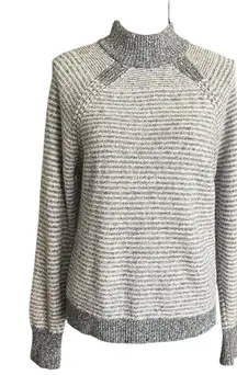 Abercrombie & Fitch Soft muted Gray striped sweater. SZ.M