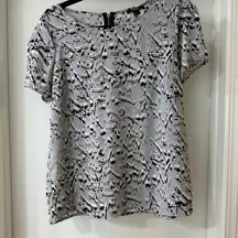 Forever 21 Black & White Paint Splatter Shirt with Zipper Back, Size Medium