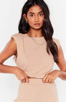 Nasty Gal NWT Taupe Ribbed Padded Shoulders Crop Top - Size Small - Sleeveless