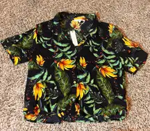 Olivaceous Women's Medium‎ Tropical Print Button Down Short Sleeve Shirt