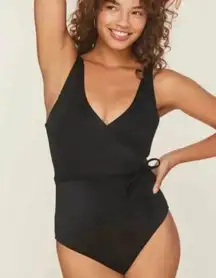 NWT  Black The Belmar One Piece Swimsuit Size Medium