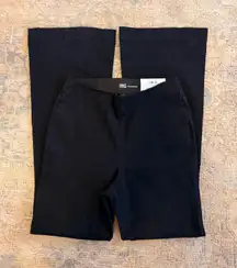 INC International Concepts NWT High-Rise Pull-On Flare Jeans