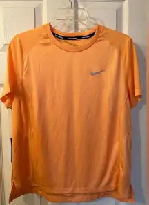 Nike Running Peach Dri Fit Short Sleeve Breathable T Shirt
Womens Size L