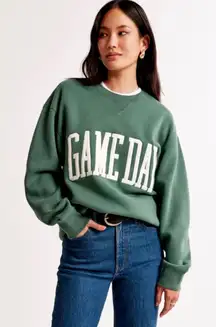 Abercrombie & Fitch Game Day Graphic Crewneck Pullover Sweatshirt