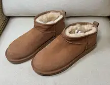 Ultra Mini Boots