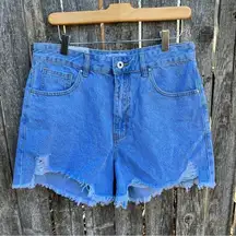 NWT  light wash jean shorts