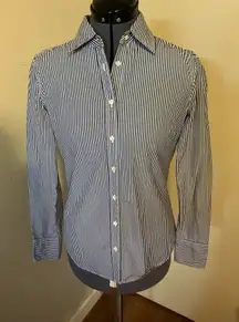 J.Crew Women's Button Up Shirt Blue Stripe 
Y2K 100% Cotton Size S