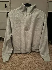 Cropped Fabletics Sweatshirt