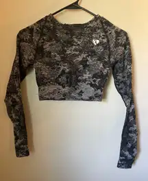 Women’s Best Camo Long Sleeve 