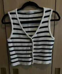 Abercrombie Sweater Vest V-Neck Cropped