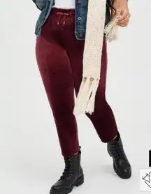 Pull-On Relaxed Taper Velvet High-Rise Pant