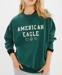 American Eagle Sweatshirt Oversized Graphic Hearts Peace Sign Green‎ XS Retro
