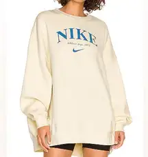 Fleece Crewneck in Coconut Milk