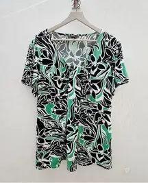 Style & Co || Women’s  Kelly Green and Black Floral Drapey Blouse 1X