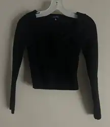 Women’s Black Ribbed Knit Long Sleeve Top