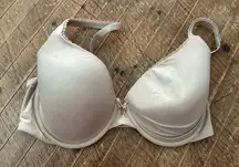 Victoria’s Secret 34DD Body by Victoria lined perfect coverage bra