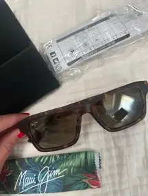 NWT Maui Jim Kahiko Sunglasses