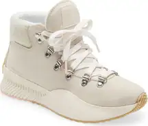 Sorel Women's Out N' About III Conquest Waterproof Leather Boots Size 6.5 Cream