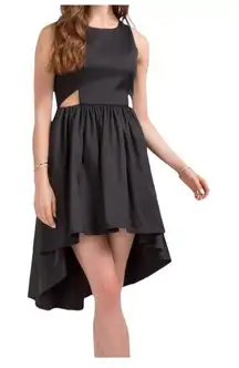 FRANCESCAS CUT OUT HIGH LOW MIDI FIT AND FLARE BLACK DRESS‎ SIZE MEDIUM