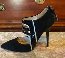 Gwen Stefani  Wilson Black Mixed Leather Silver Trim Cut Out 3-Strap Pointy Toe Zip Heels $295 EUC 8.5